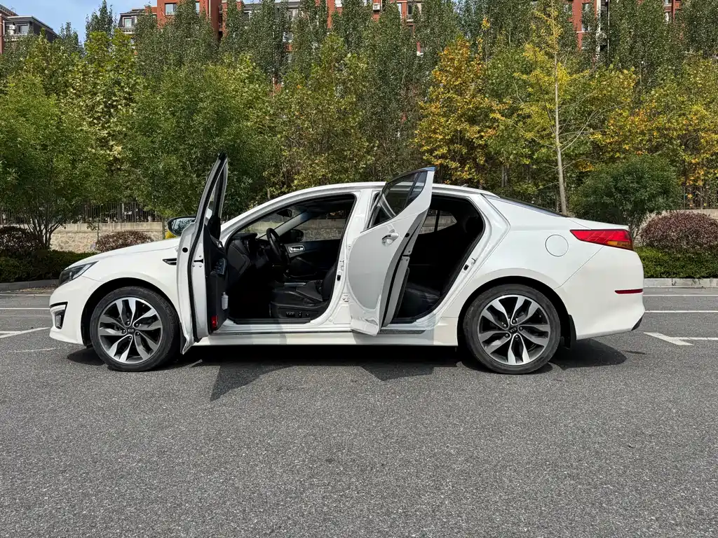 Kia K5 — миниатюра 6