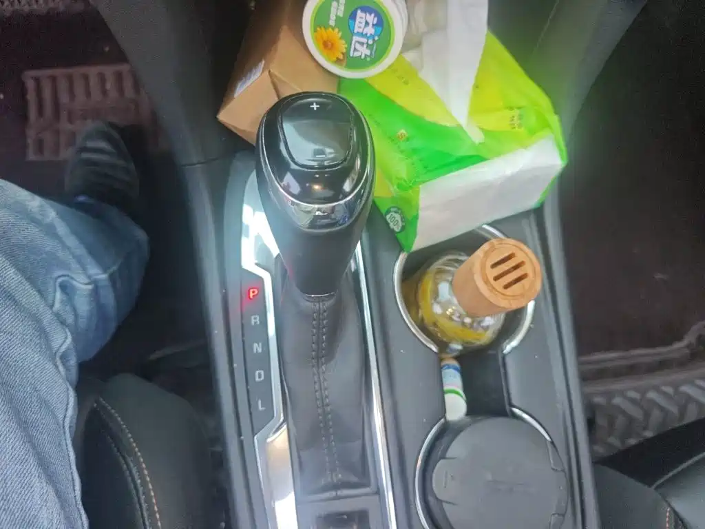 Chevrolet Equinox — миниатюра 10