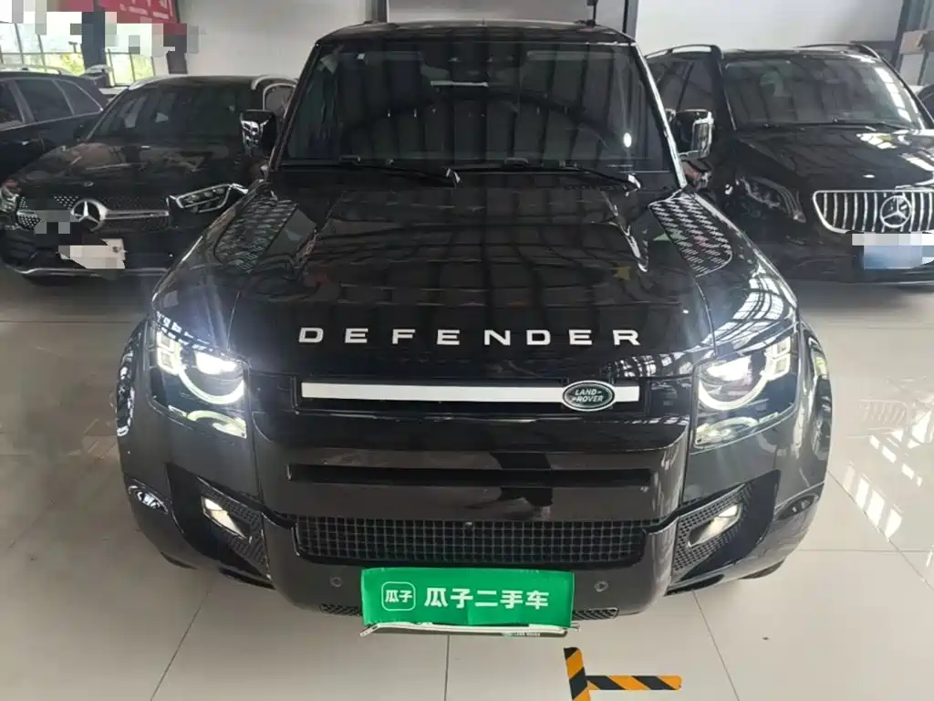 Land Rover Defender — миниатюра 3