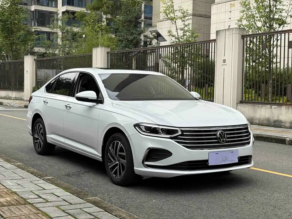 Volkswagen Lavida — миниатюра 3