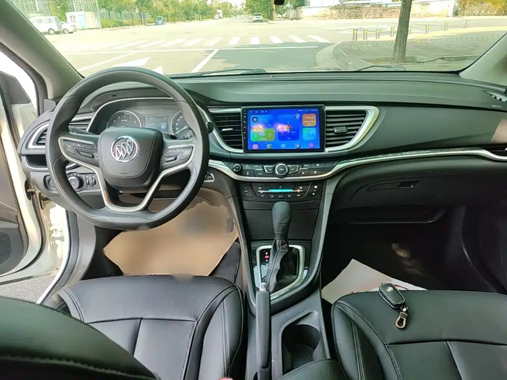 Buick Excelle — миниатюра 10