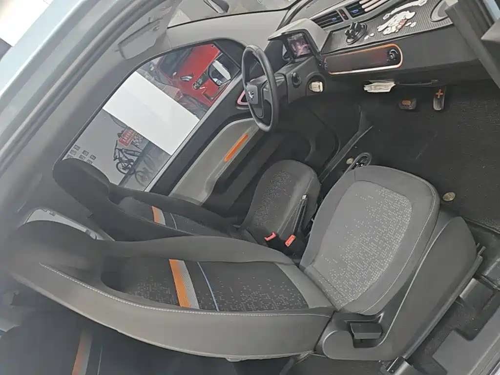 Wuling MINIEV — миниатюра 25
