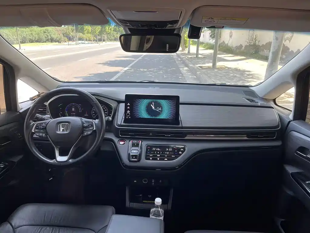 Honda Elysion — миниатюра 10