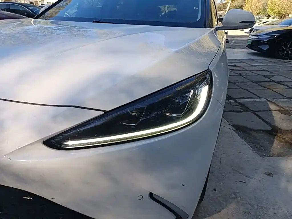 ARCFOX Alpha S — миниатюра 24