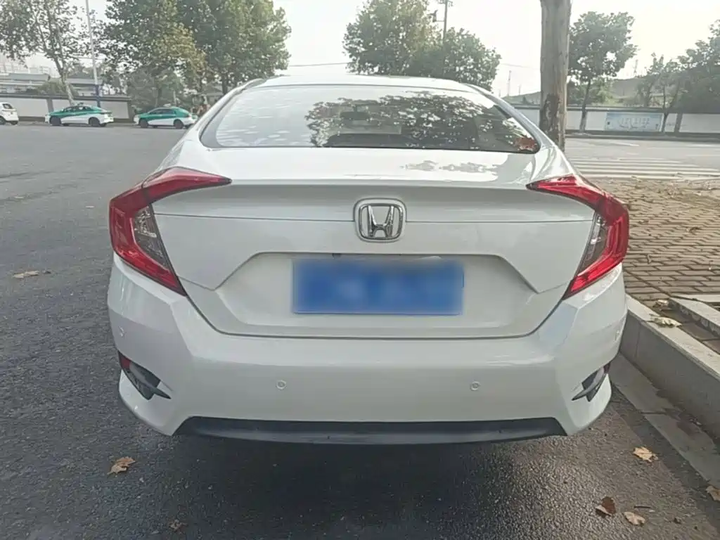 Honda Civic — миниатюра 6