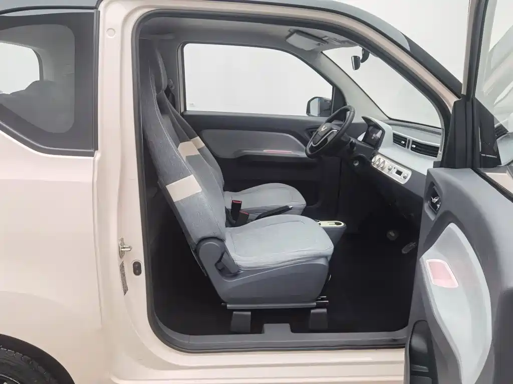 Wuling MINIEV — миниатюра 23