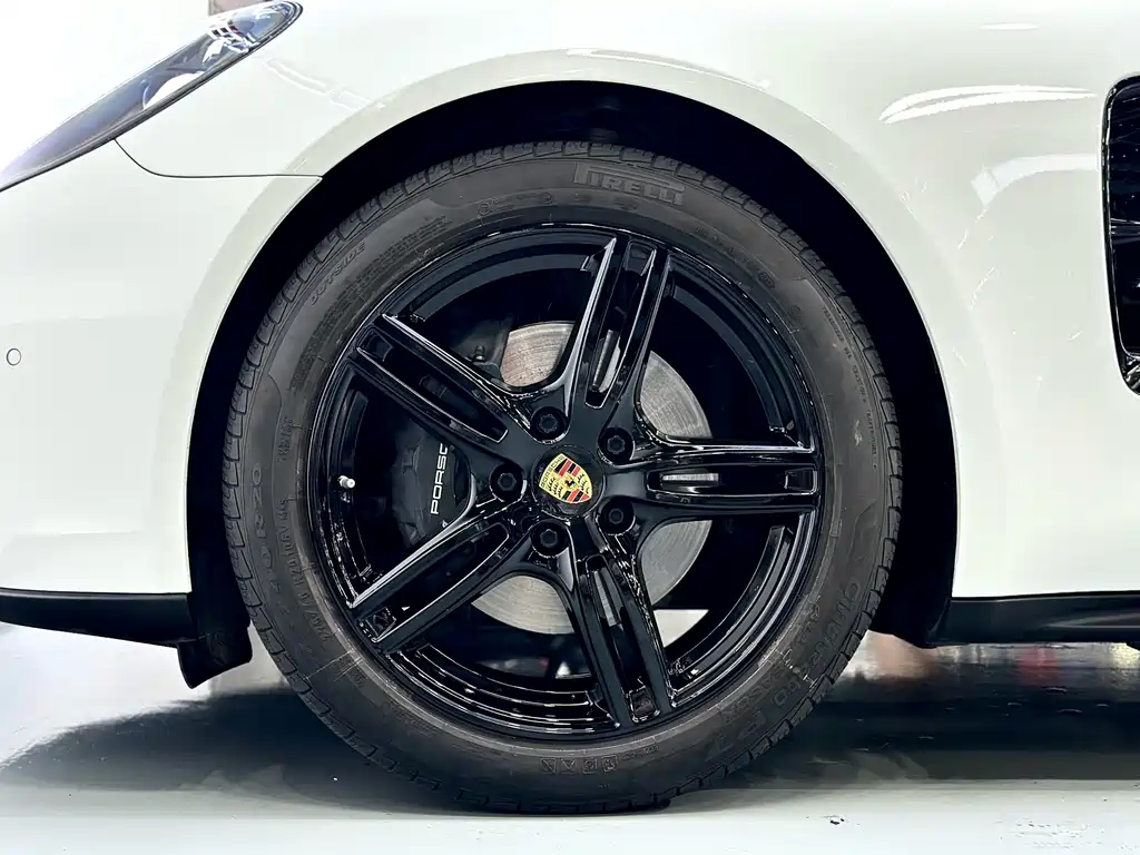 Porsche Panamera — миниатюра 28