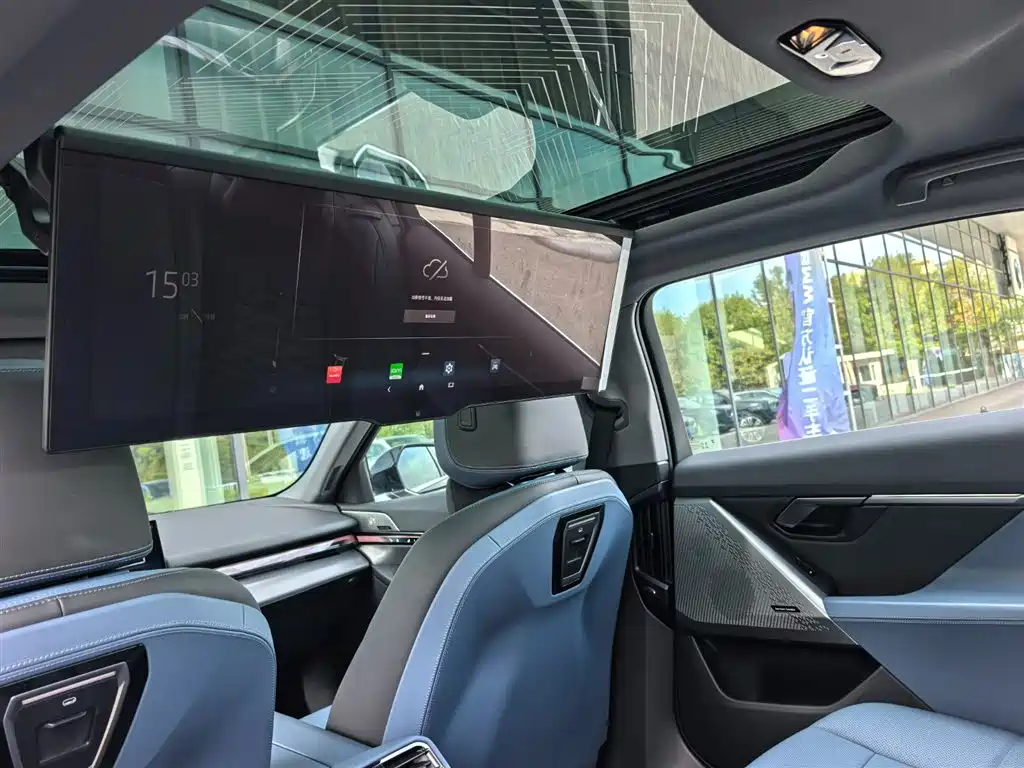BMW i5 — миниатюра 15