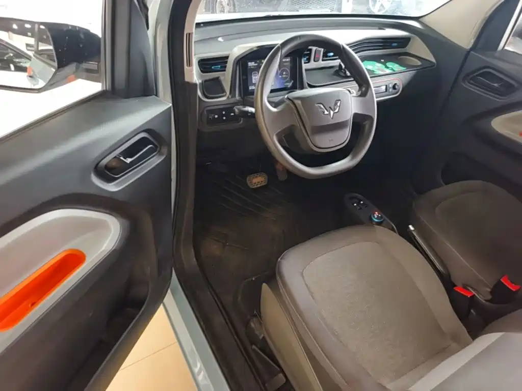 Wuling MINIEV — миниатюра 16