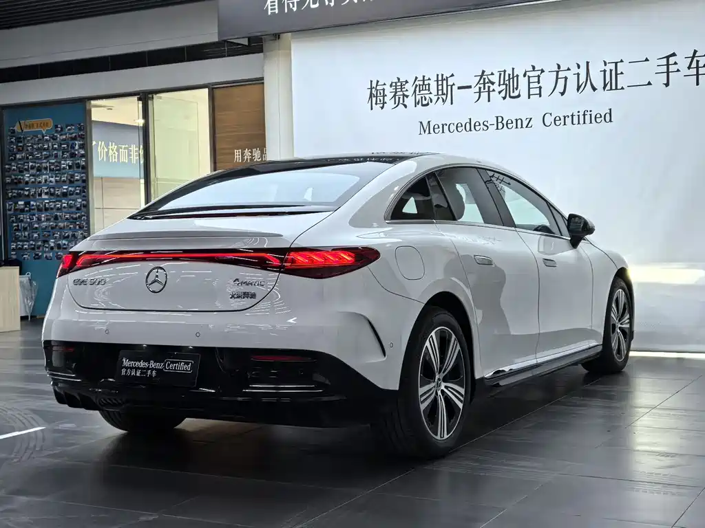 Mercedes-Benz EQE 2025 500 4MATIC Luxury