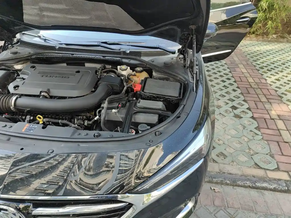 Buick LaCrosse — миниатюра 20