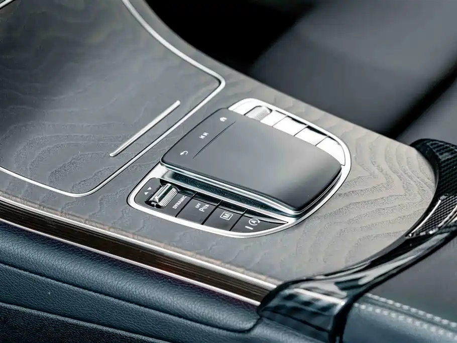 Mercedes-Benz GLC — миниатюра 14