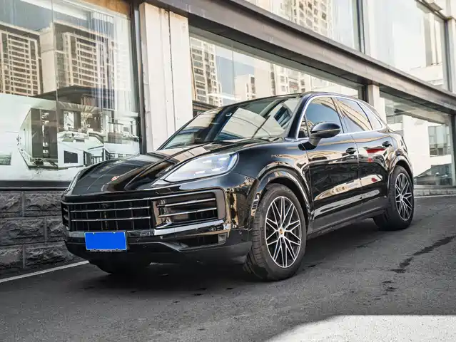 PORSCHE CAYENNE
