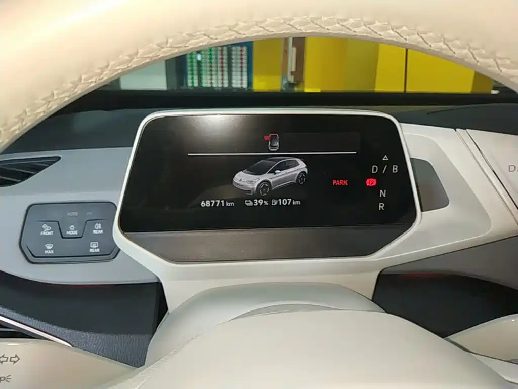 Volkswagen ID.3 — миниатюра 12