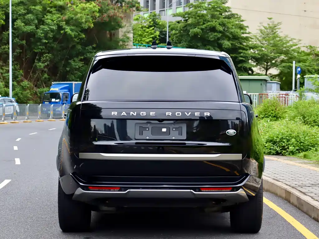 Land Rover Range Rover — миниатюра 5