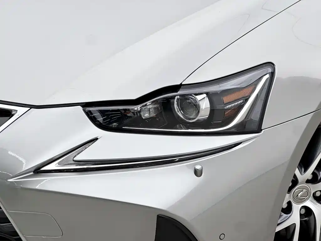 Lexus IS 300 Sharp Fashion Edition, фото 11