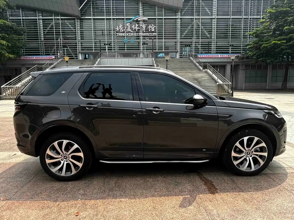 Land Rover Discovery Sport — миниатюра 5