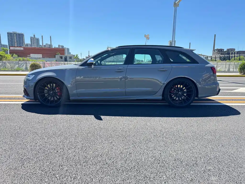 Audi RS 6 2016 RS 6 4.0T Avant