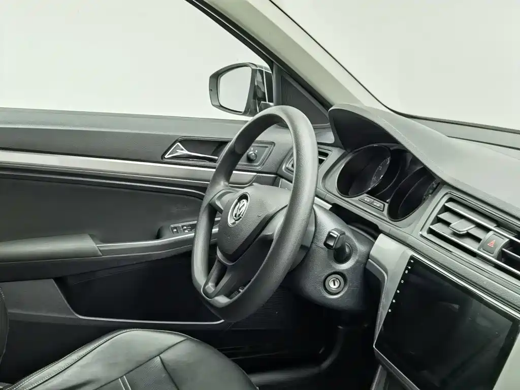 Volkswagen Lavida — миниатюра 22