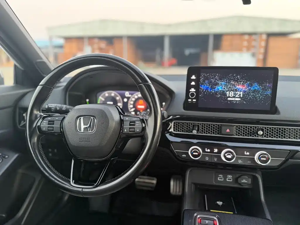 Honda Civic — миниатюра 10