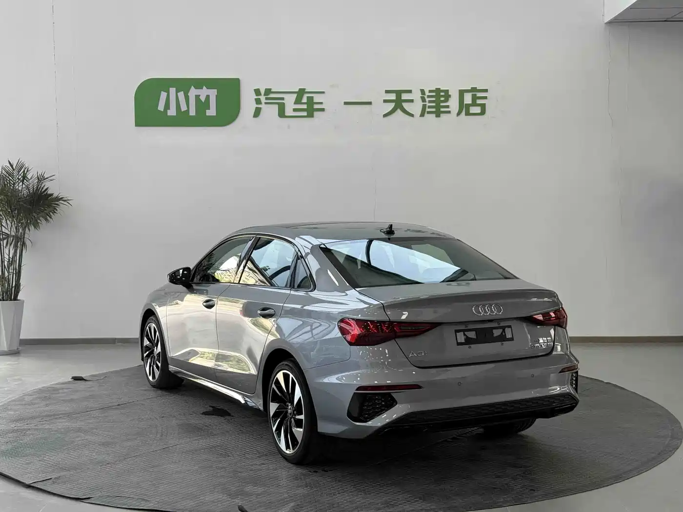 Audi A3 2023 Silver/gray из Китая, фото 4