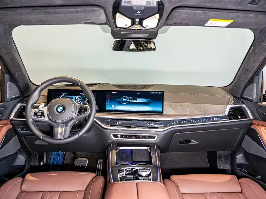BMW X7 2023 xDrive40i Premium M Sport