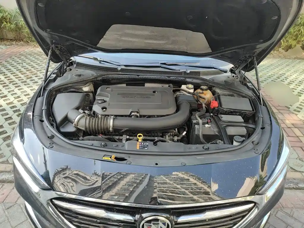 Buick LaCrosse — миниатюра 11