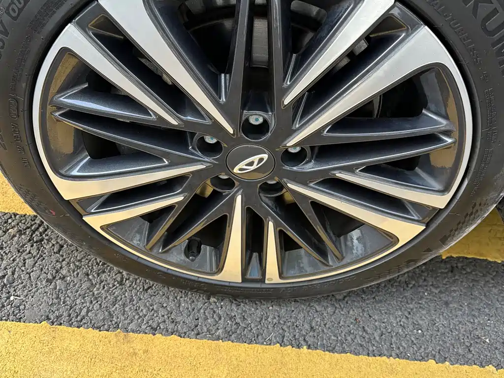 Chery Arrizo 8 — миниатюра 4