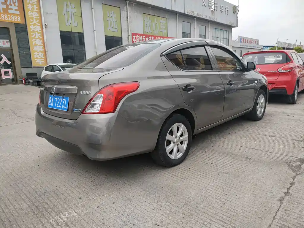 Nissan Sunny — миниатюра 5