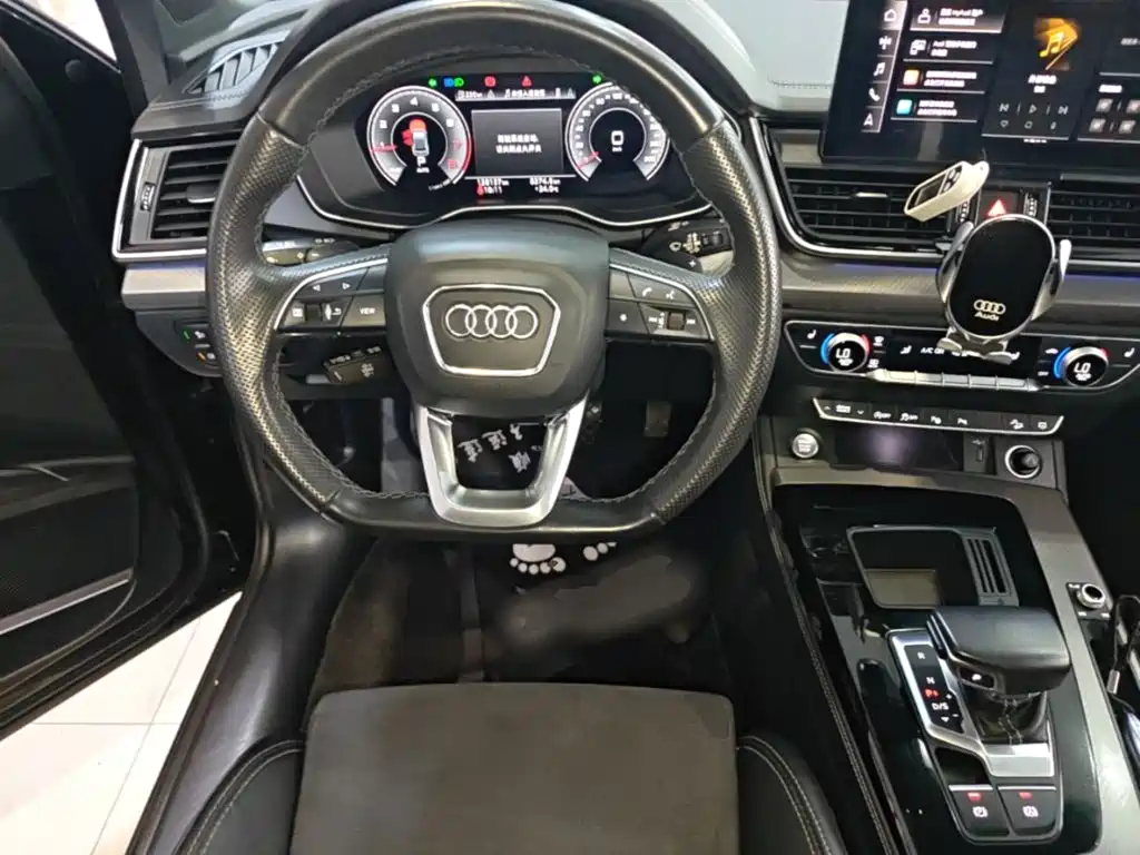 Audi Q5L Sportback — миниатюра 11