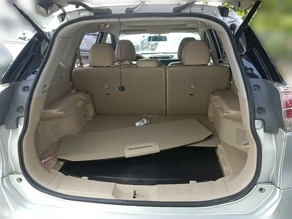 Nissan X-Trail — миниатюра 24