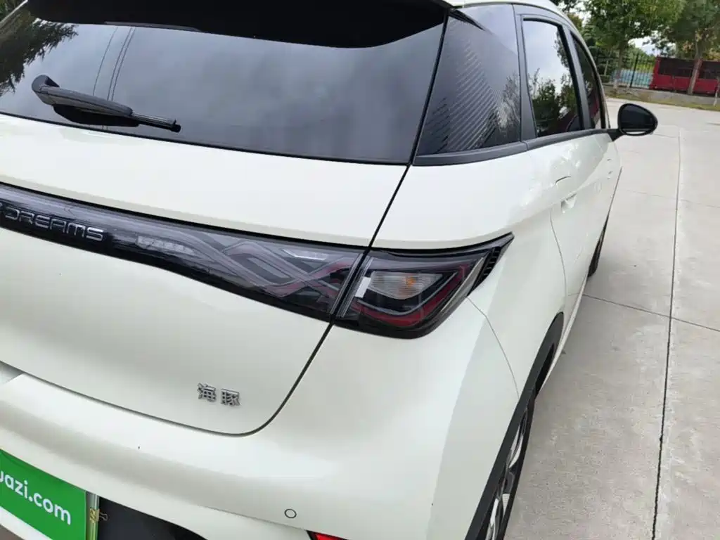 BYD Dolphin — миниатюра 8