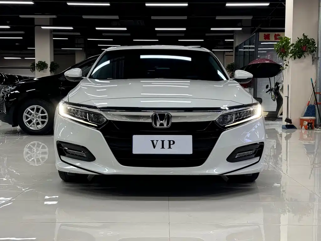 Honda Accord — миниатюра 2