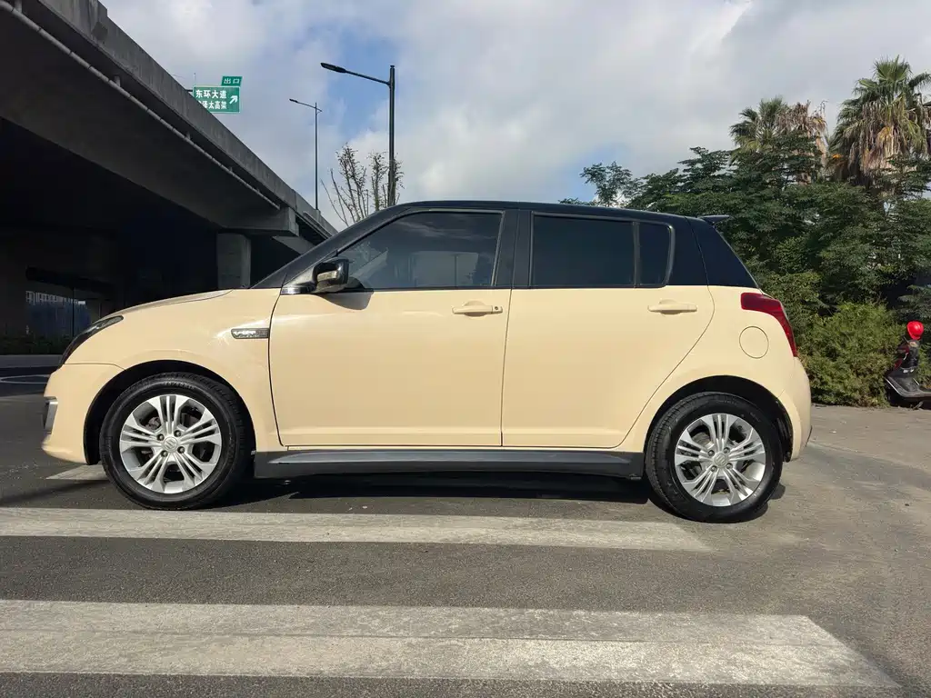 Suzuki Swift — миниатюра 8