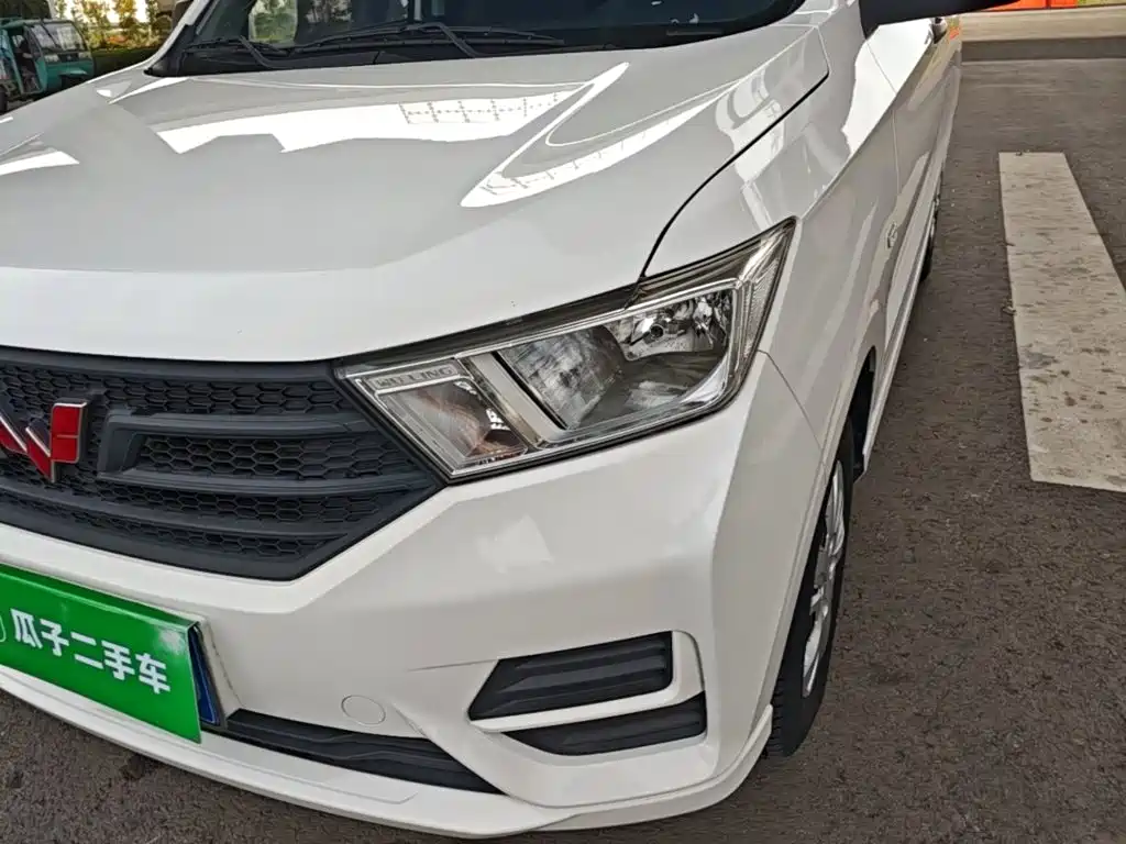 Wuling Hongguang — миниатюра 24