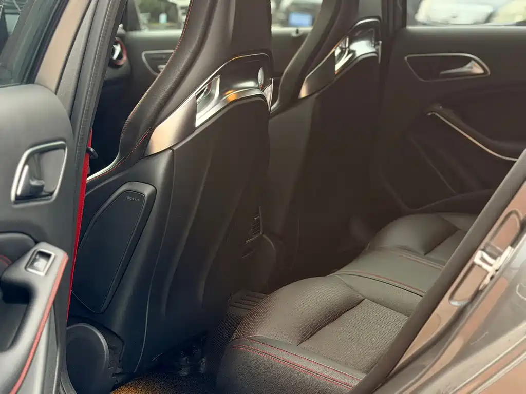Mercedes-Benz A-Class AMG (Import) — миниатюра 9