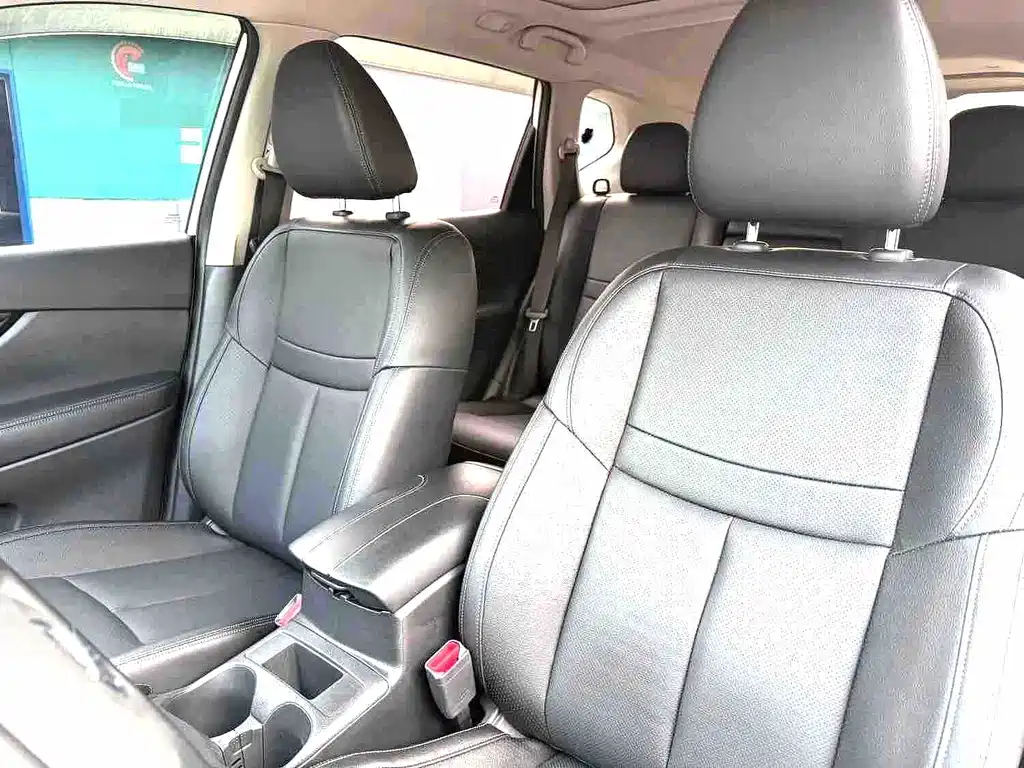 Nissan X-Trail — миниатюра 3