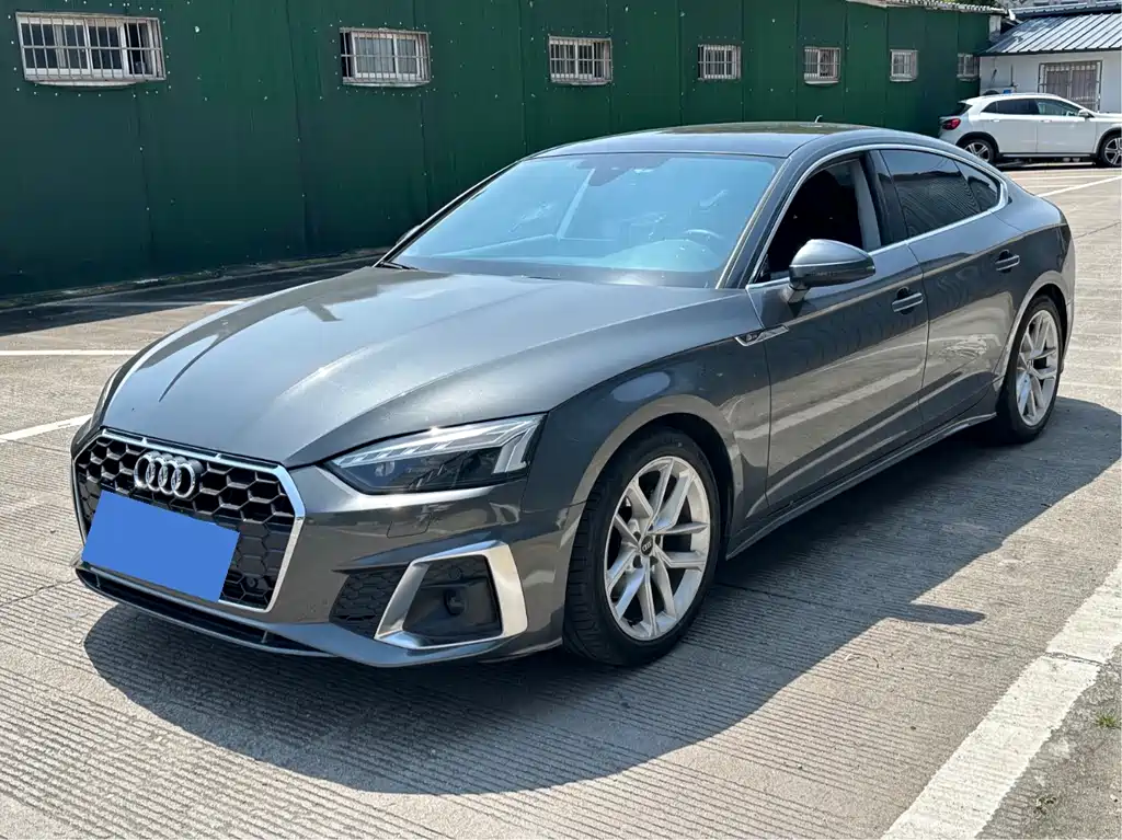 Audi A5 (Import) 2022