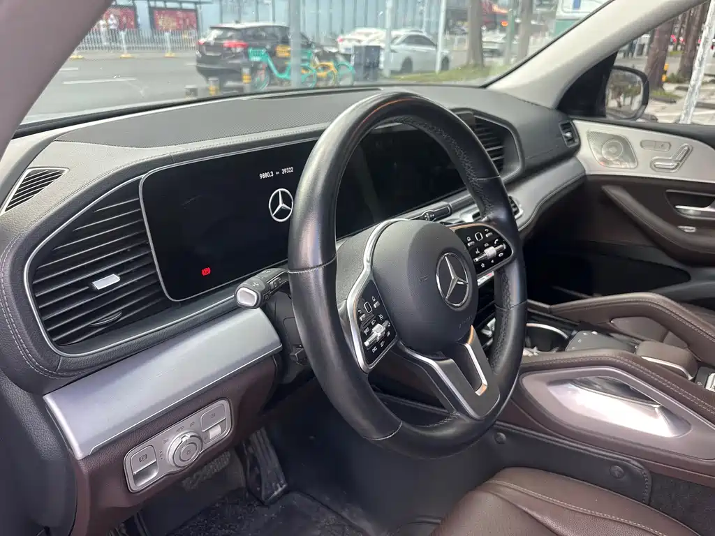 Mercedes-Benz GLE (Import) — миниатюра 5