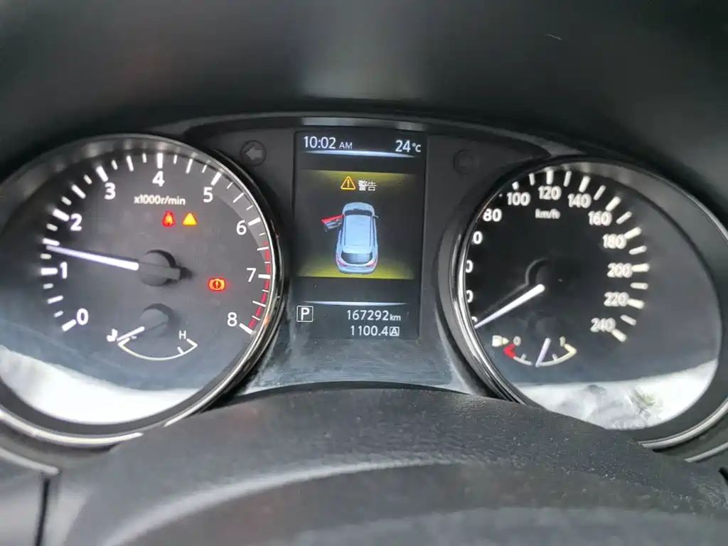 Nissan Qashqai — миниатюра 12