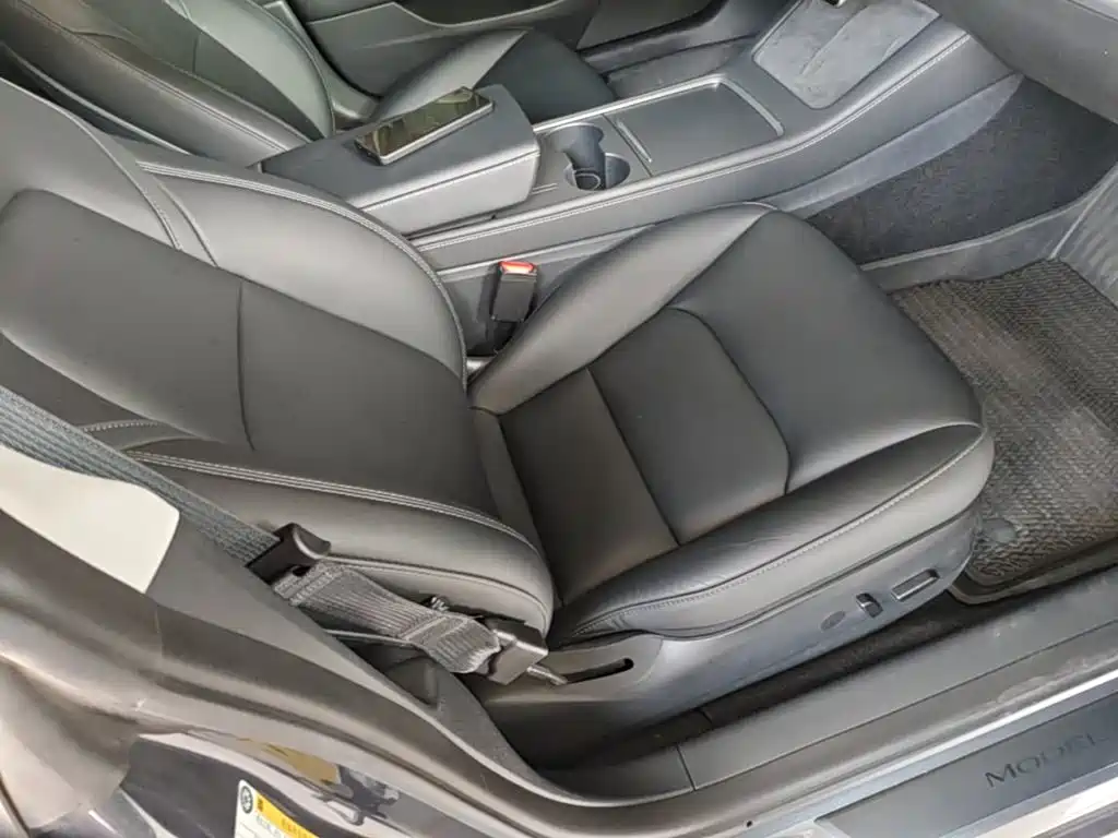 Tesla Model 3 — миниатюра 25