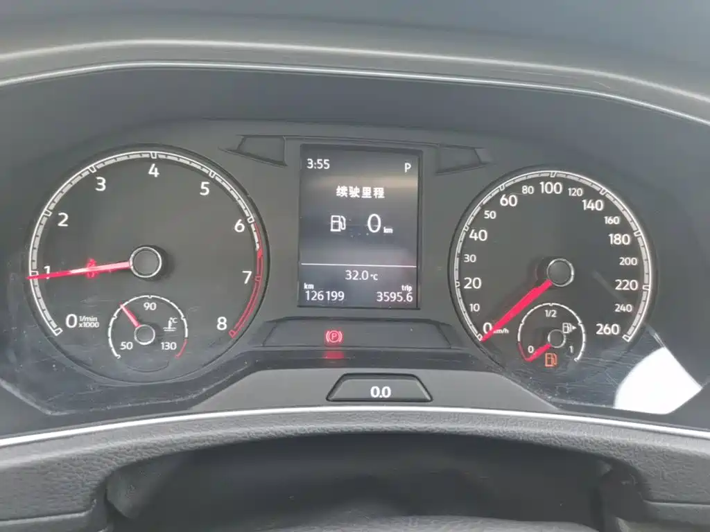 Volkswagen T-Roc — миниатюра 12
