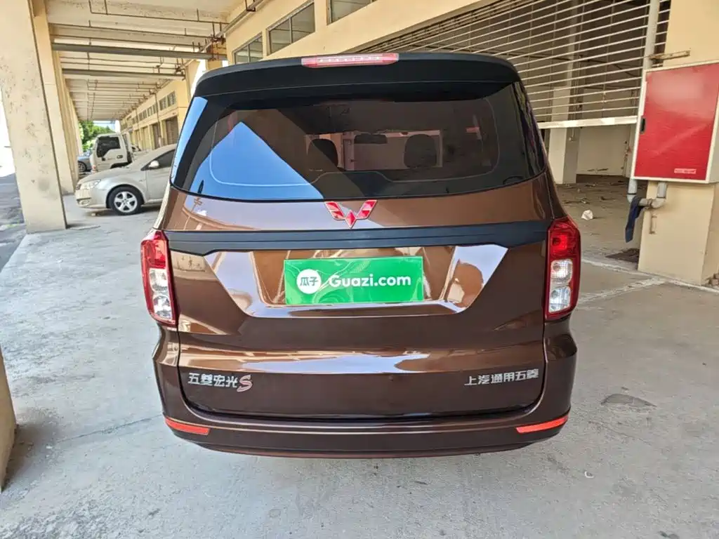 Wuling Hongguang — миниатюра 6