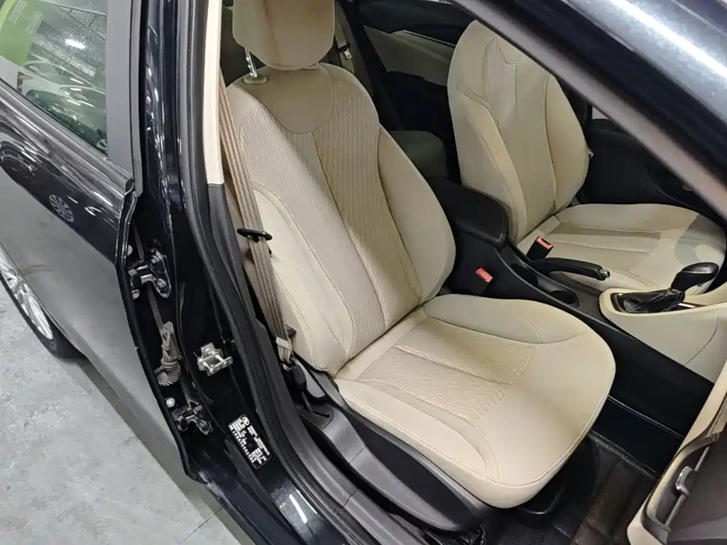 Buick Excelle — миниатюра 25