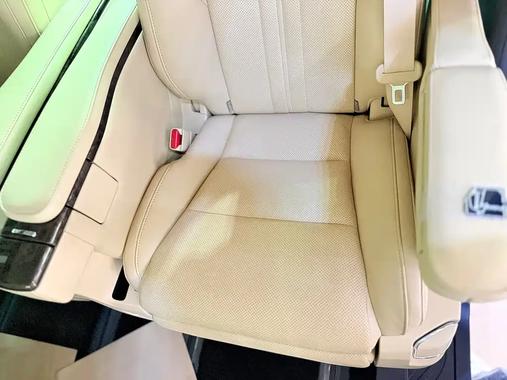 Toyota Vellfire 2019 2.5L HV Luxury