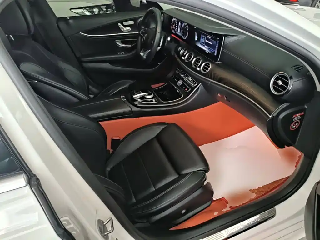 Mercedes-Benz E-Class — миниатюра 25