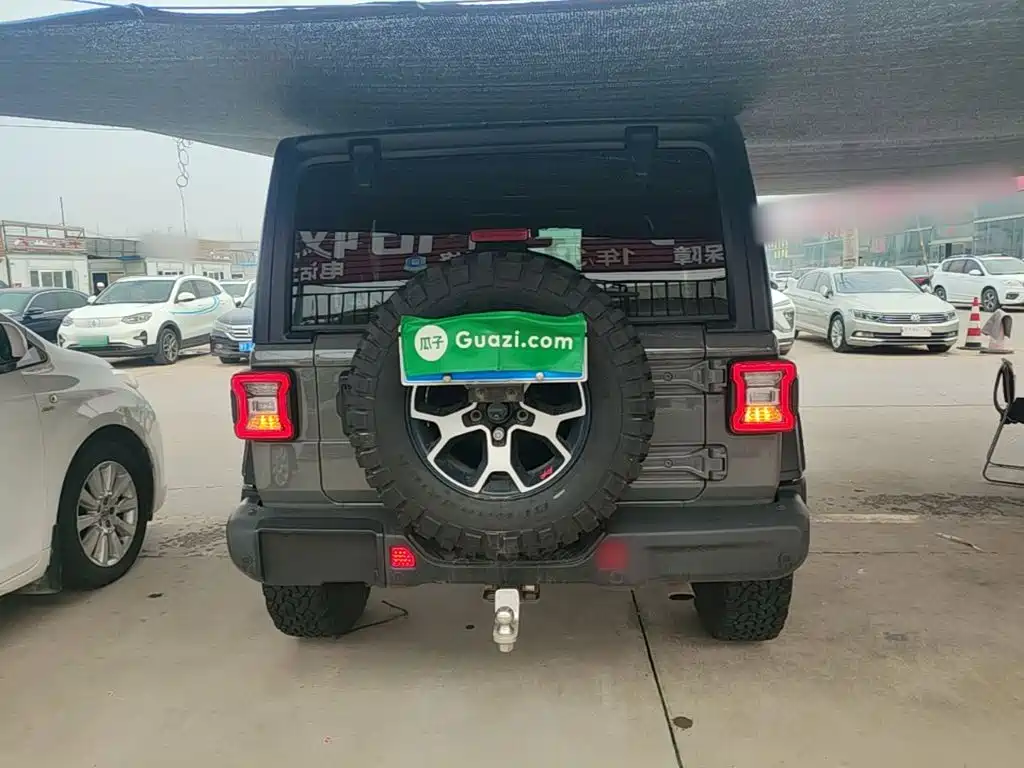 Jeep Wrangler — миниатюра 6
