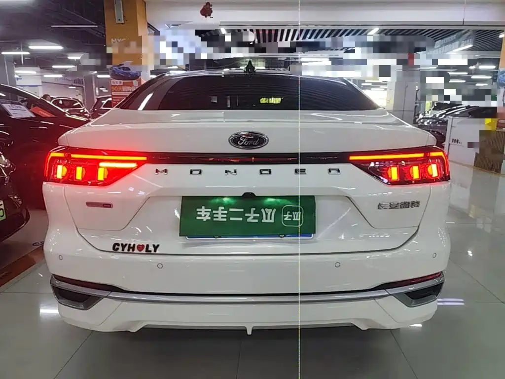 Ford Mondeo — миниатюра 6