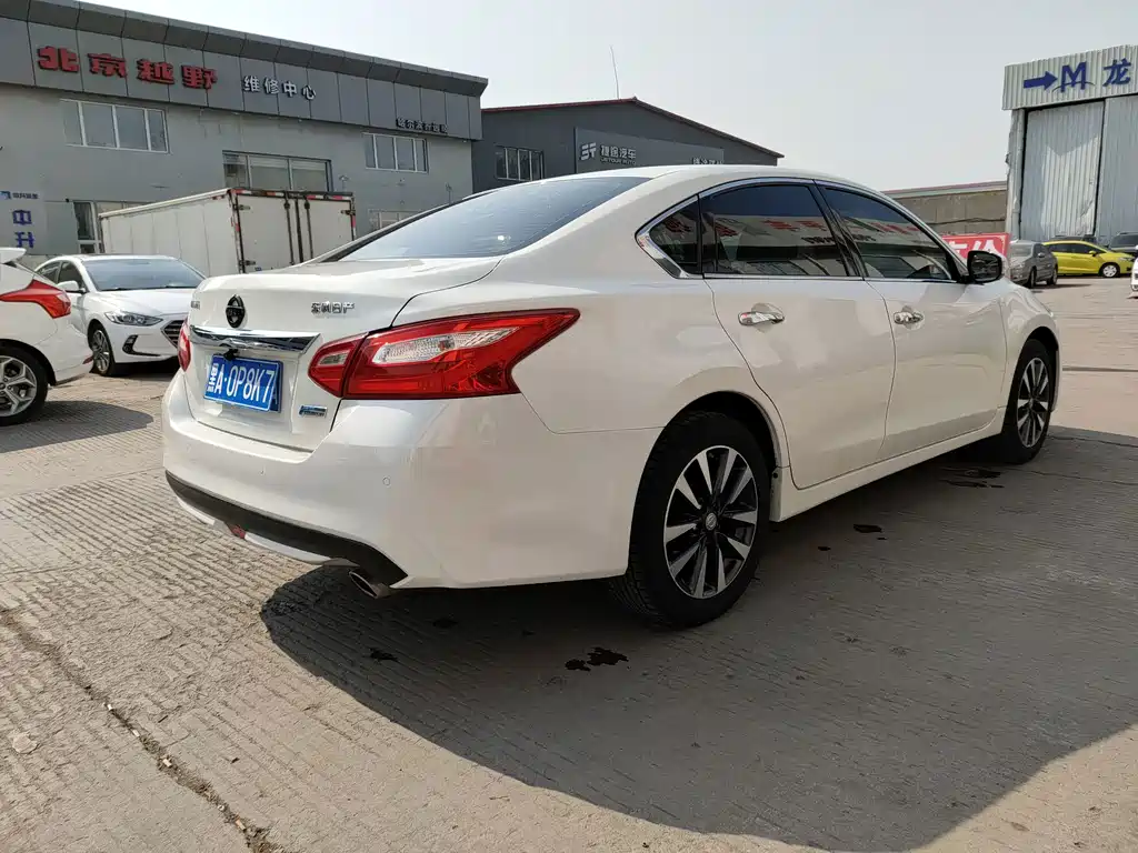 Nissan Teana — миниатюра 5