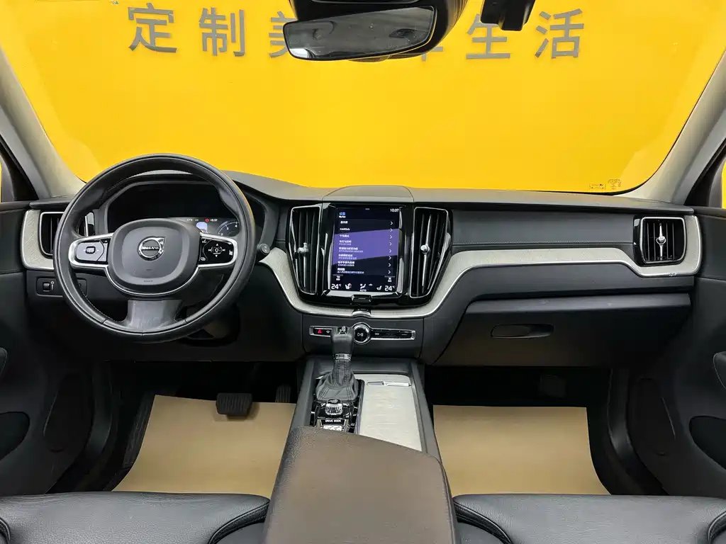 Volvo XC60 2021 T5 Luxury